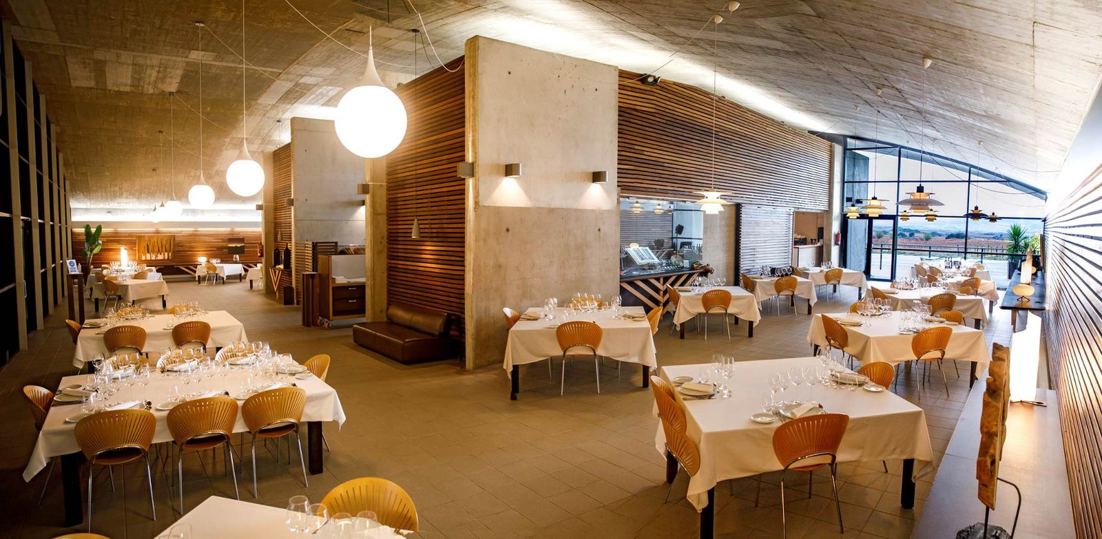 LAS 7 MEJORES BODEGAS CON RESTAURANTE EN RIOJA ALAVESA